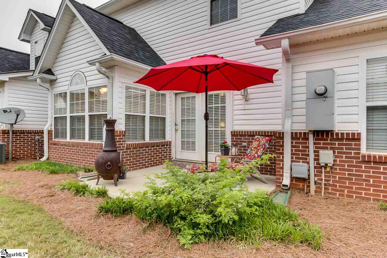 413 Cliffview Court Greer, SC 29650 - Photo 23 of 26 Gallery Image 23