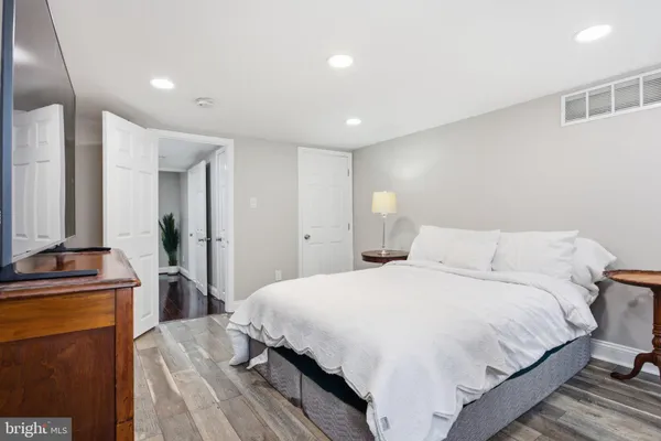 $229,900 | 506 Rodman Street, Wilmington, DE 19805