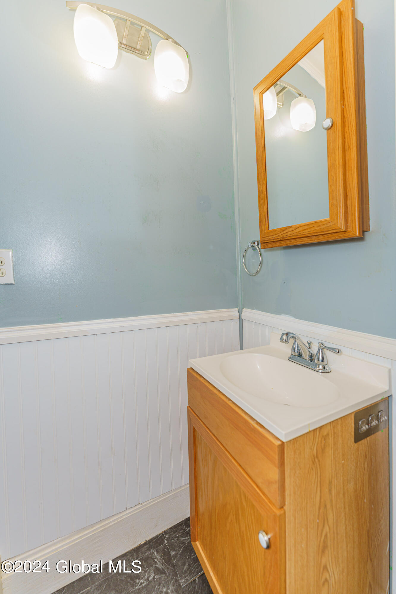 1200 River Road Troy, NY 12182 - Photo 23 of 36 Bathroom 1