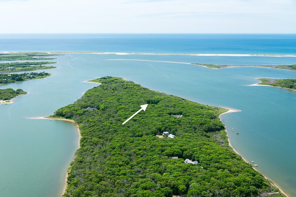 71 Kanomika Road Edgartown, MA 02539 - Photo 1 of 11