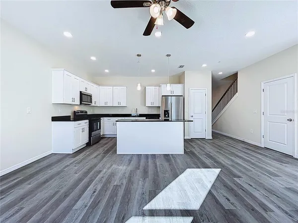 $325,000 | 4366 Cambio Gdns Court, Tampa, FL 33610