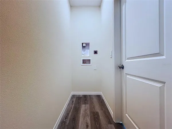 $325,000 | 4366 Cambio Gdns Court, Tampa, FL 33610