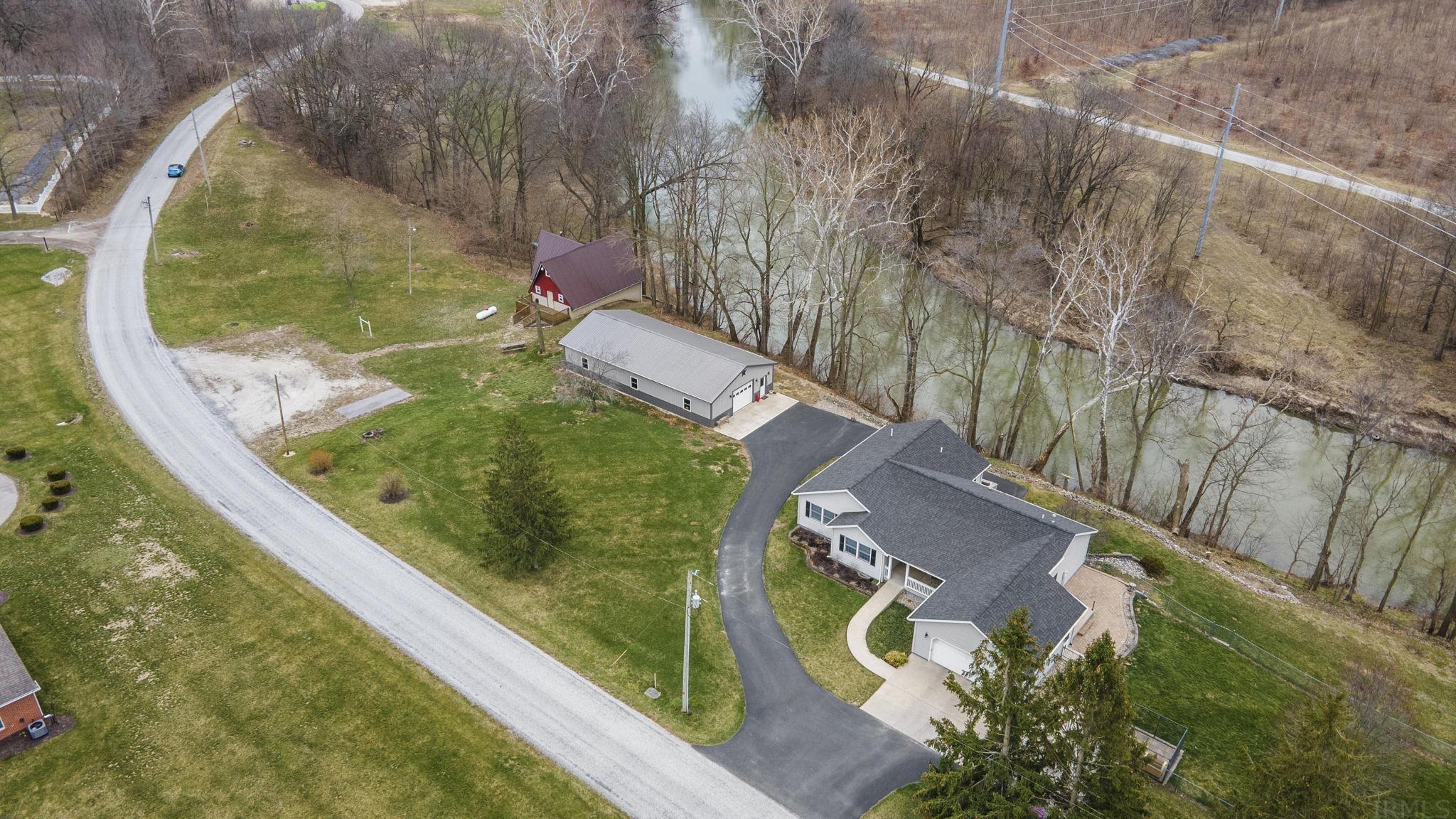 9722 South Scout Cabin Road Warren, IN 46792 - Photo 3 of 36 Gallery Image 3