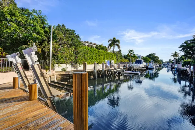 $8,500 | 7050 Northeast 7th Avenue, Boca Raton, FL 33487