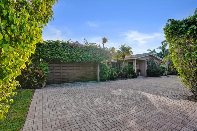 $8,500 | 7050 Northeast 7th Avenue, Boca Raton, FL 33487