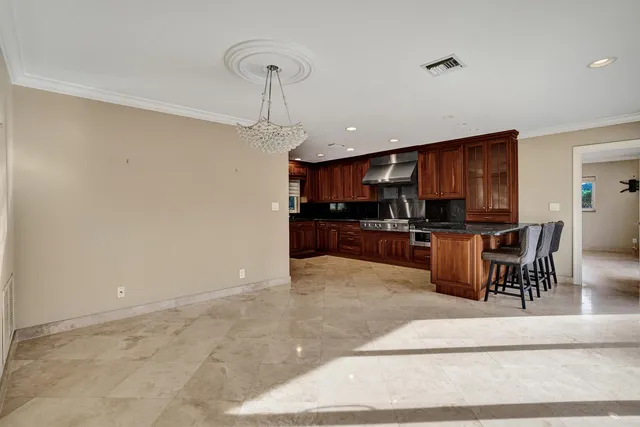 $8,500 | 7050 Northeast 7th Avenue, Boca Raton, FL 33487