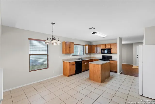 $1,700 | 342 Fontana Albero, San Antonio, TX 78253