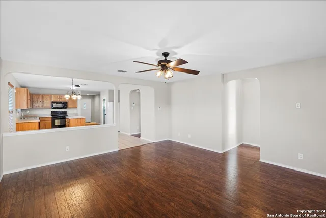 $1,700 | 342 Fontana Albero, San Antonio, TX 78253