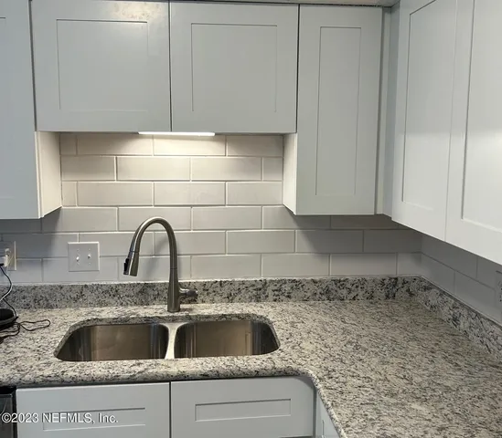 a close view of sink and tap