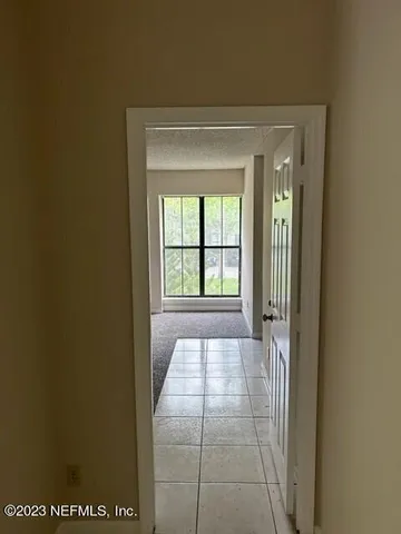 a view of an entryway of the house