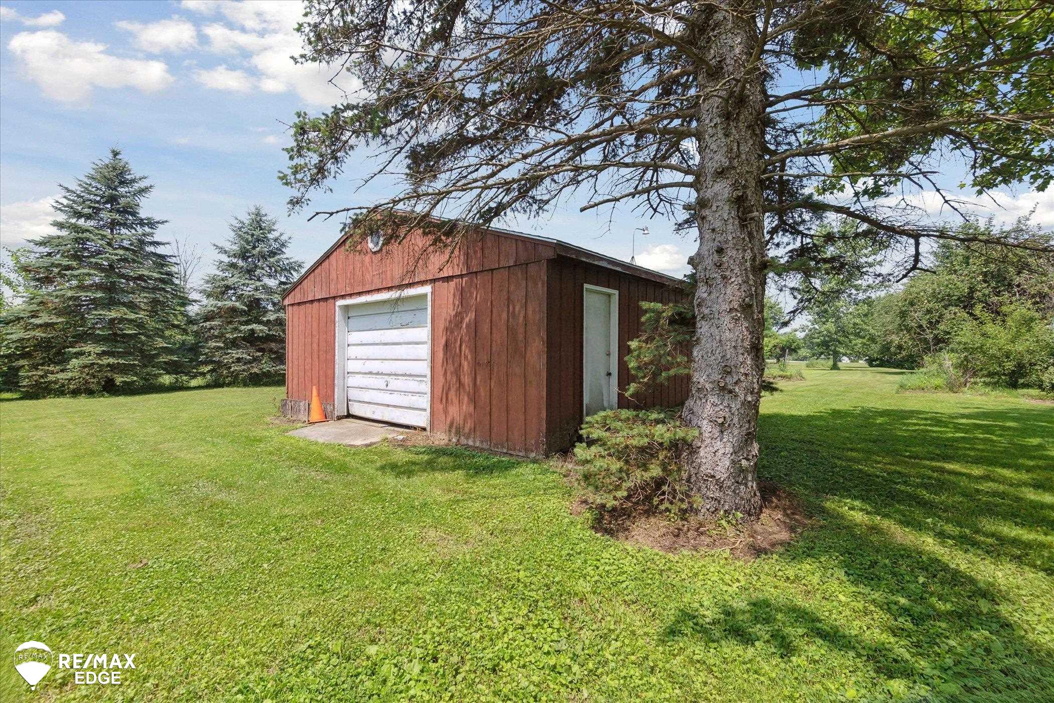 9009 North Bray Road Clio, MI 48420 - Photo 29 of 41 50181781-b8108176-4b11-429e-a01f-c7211f8ab8a1.JPG