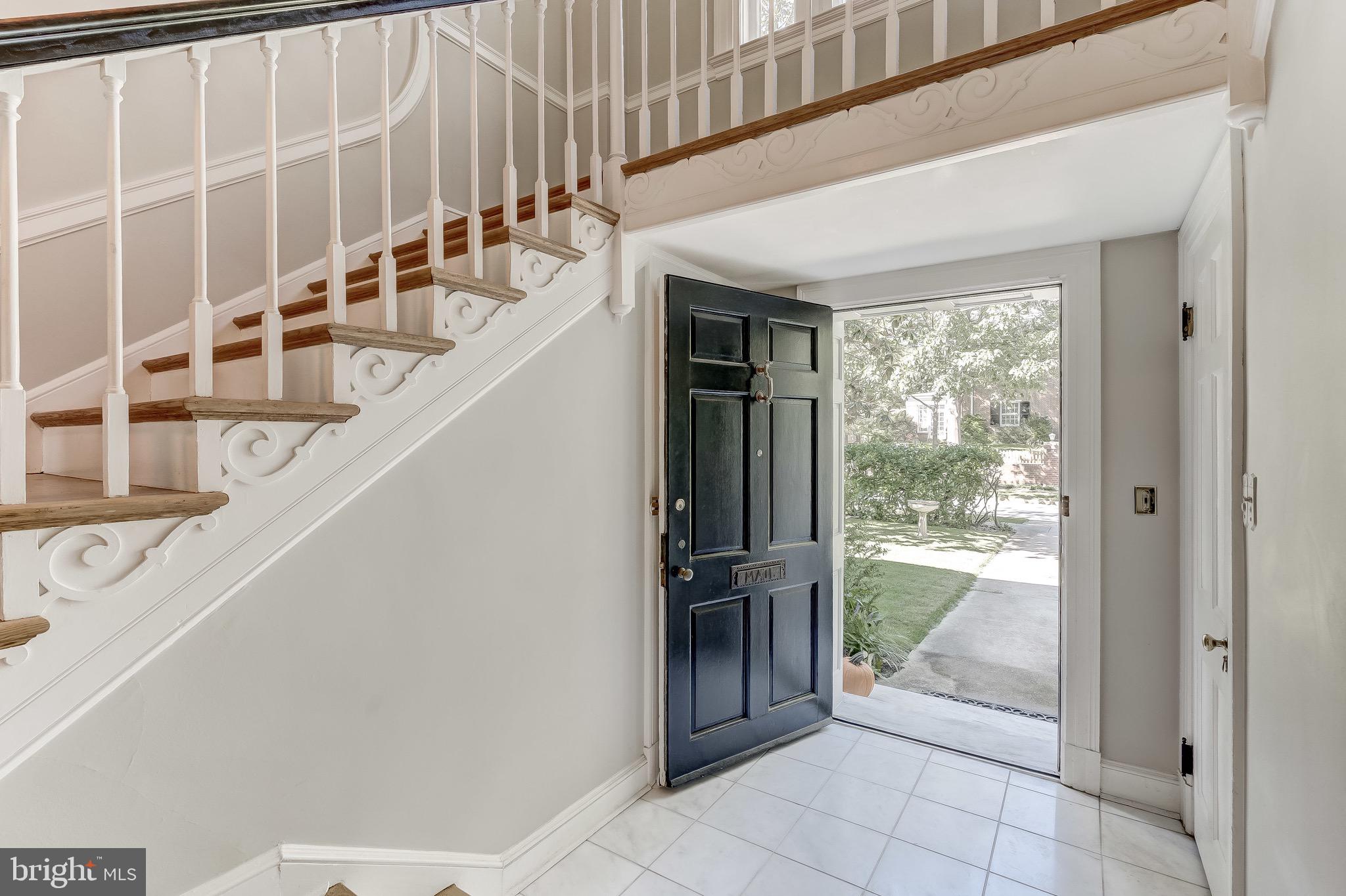 311 Somerset Road Baltimore, MD 21210 - Photo 13 of 107