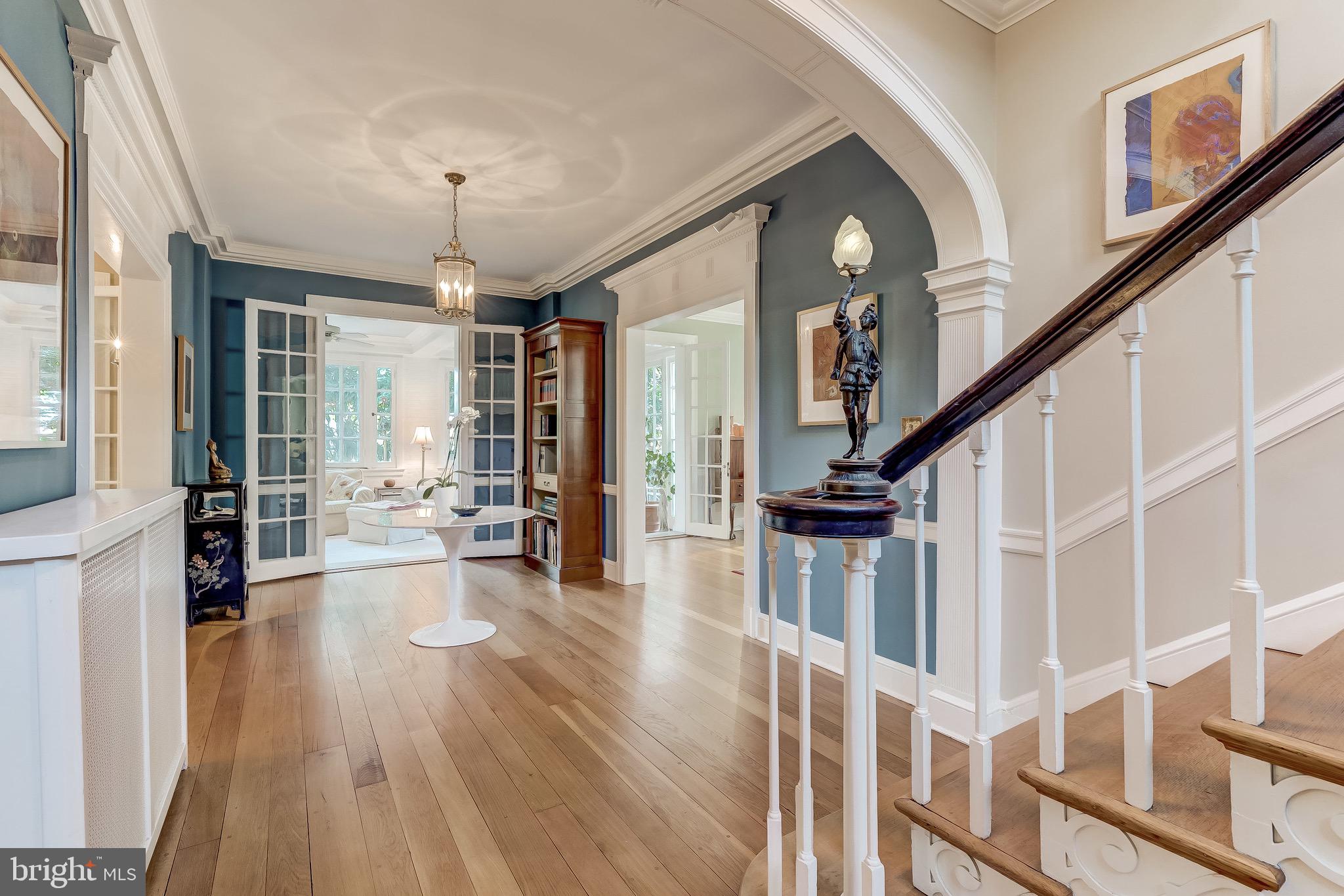 311 Somerset Road Baltimore, MD 21210 - Photo 16 of 107