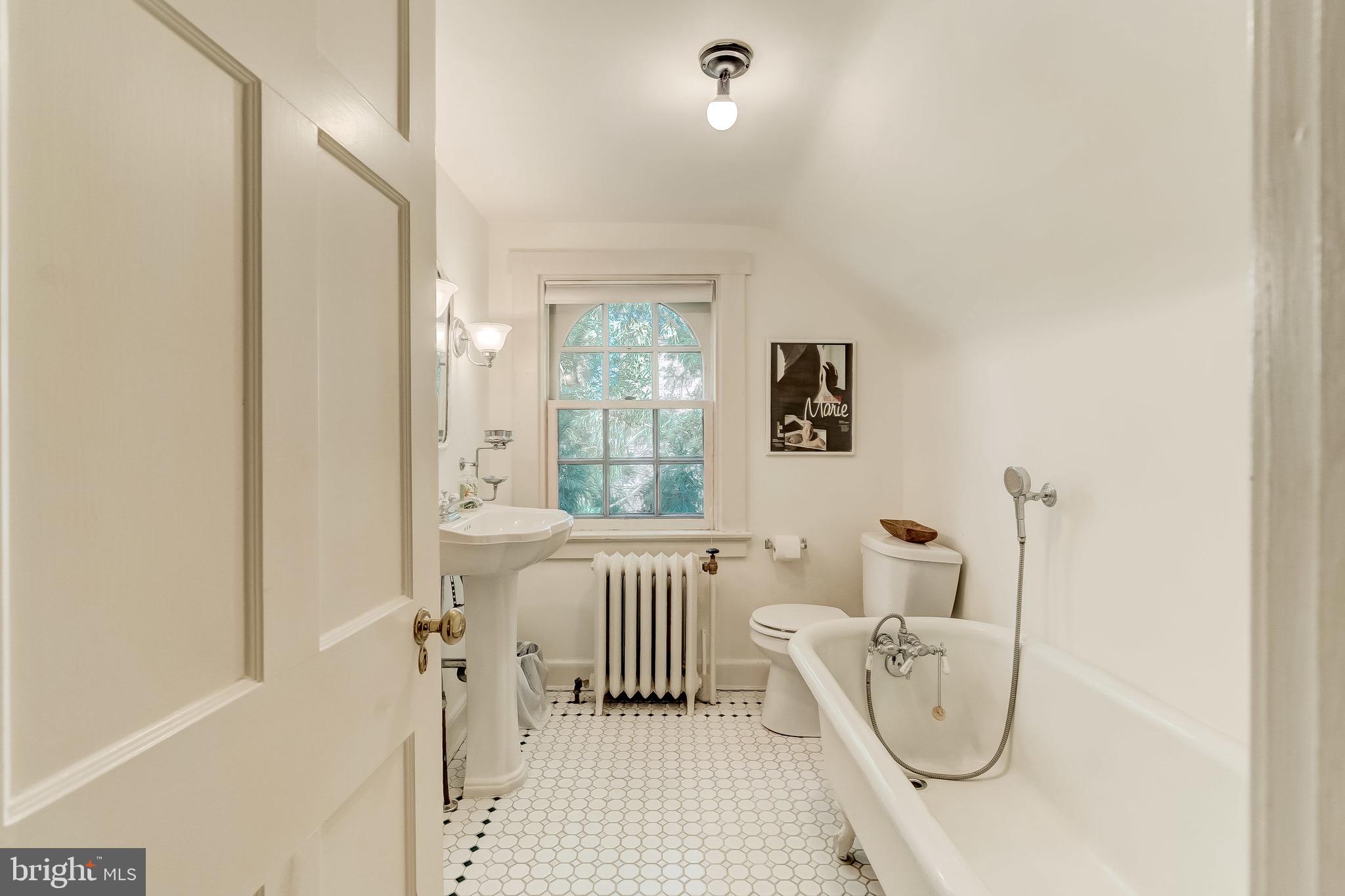 311 Somerset Road Baltimore, MD 21210 - Photo 68 of 107
