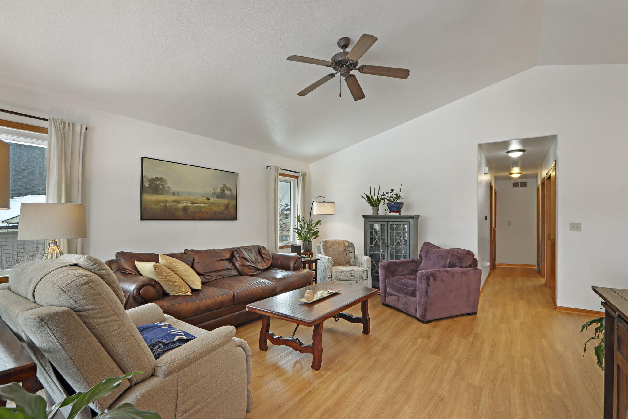 5417 32nd Street Kenosha, WI 53144 - Photo 3 of 27 3-web-or-mls-5417 32nd St, Kenosha, WI -