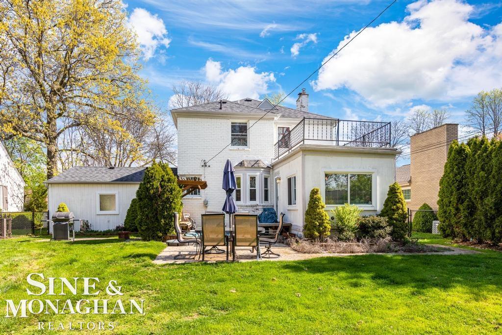 1075 Hawthorne Road Grosse Pointe, MI 48236 - Photo 34 of 39