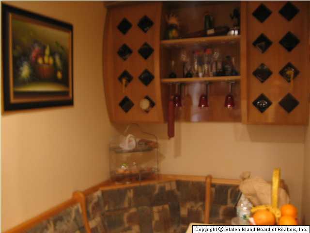 158 Timber Ridge Drive Staten Island, NY 10306 - Photo 3 of 10 Additional Photo