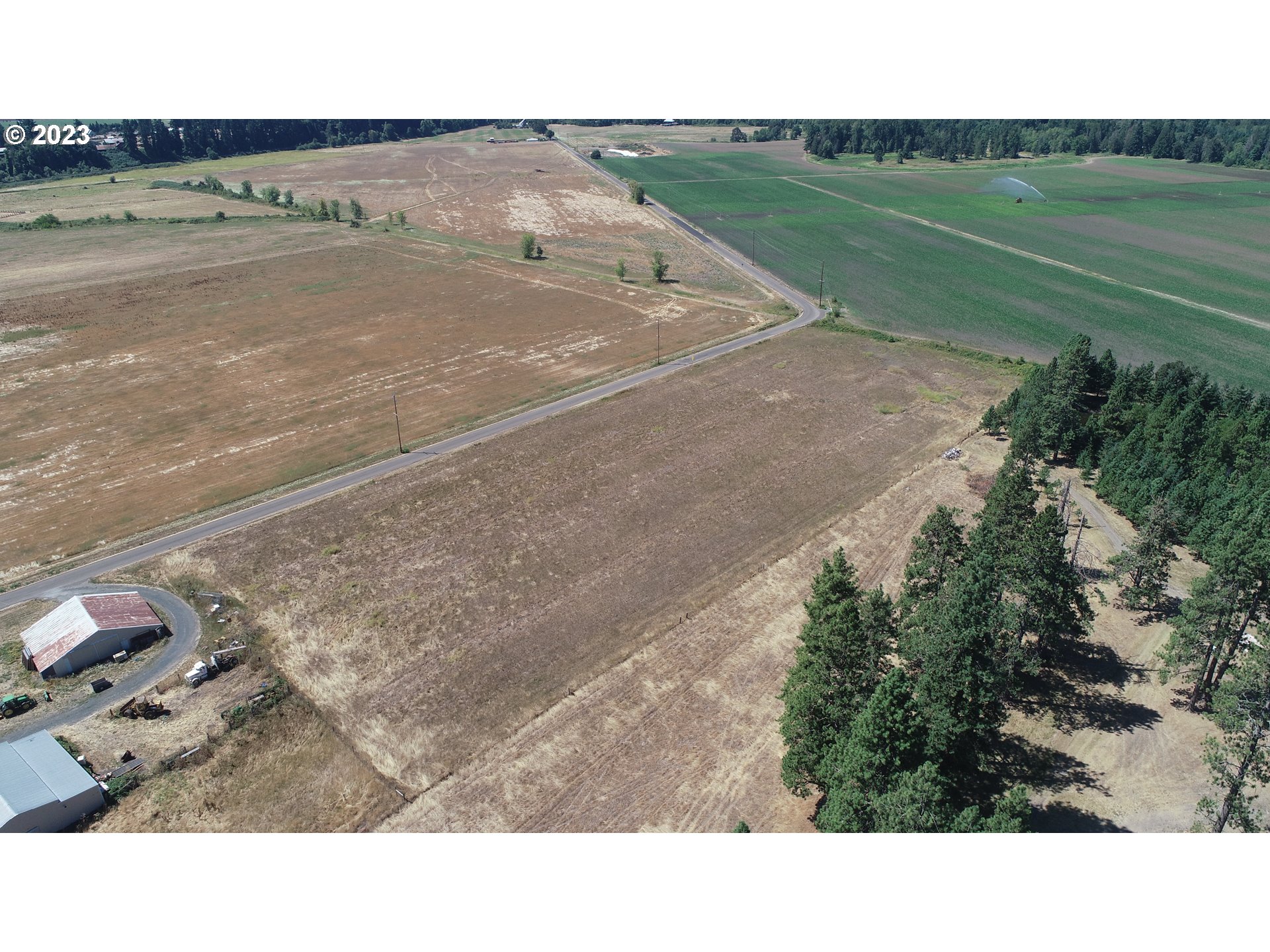 6501 South Anderson Road Aurora, OR 97002 - Photo 23 of 25 Gallery Image 23