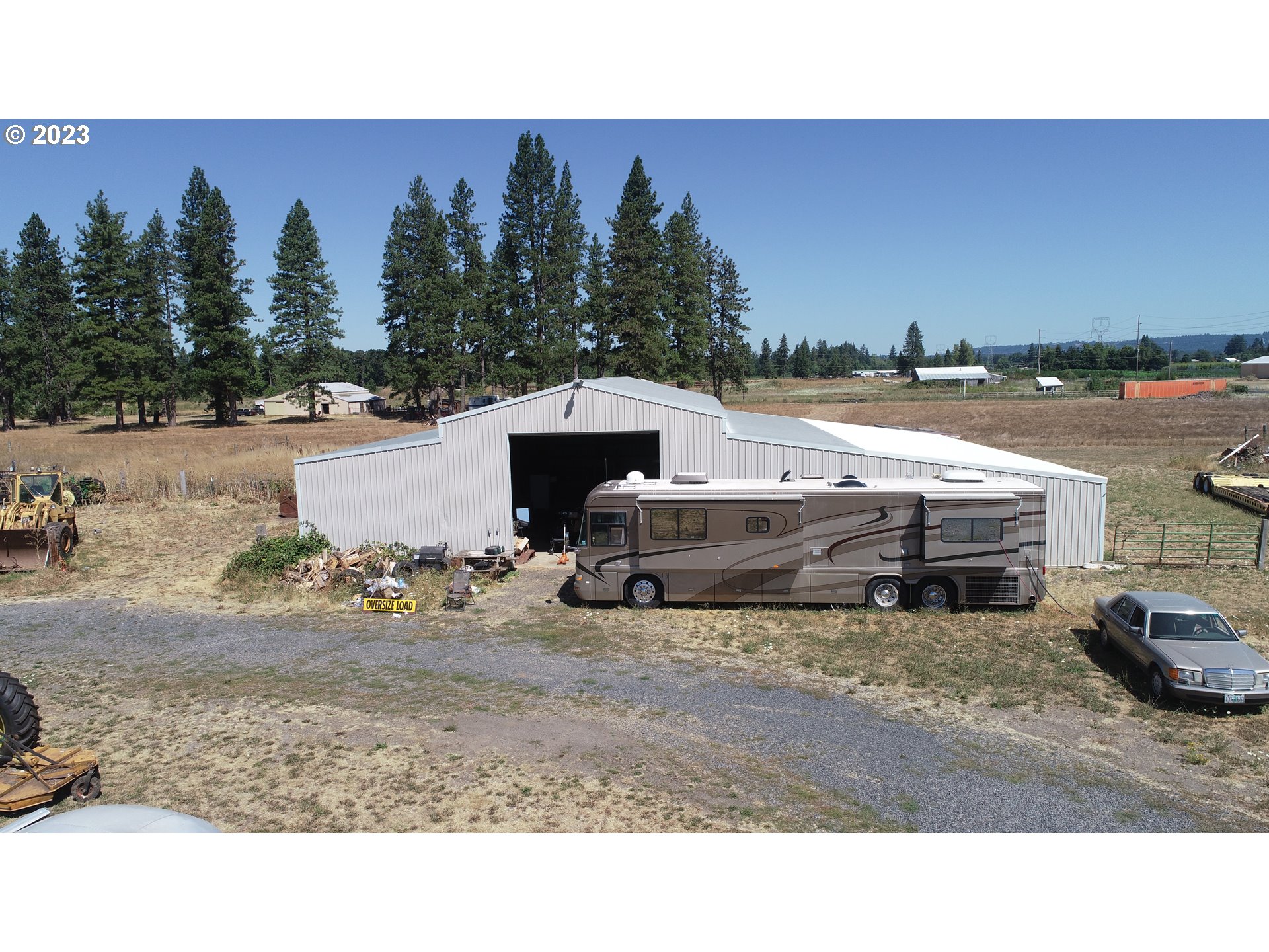 6501 South Anderson Road Aurora, OR 97002 - Photo 3 of 25 Gallery Image 3