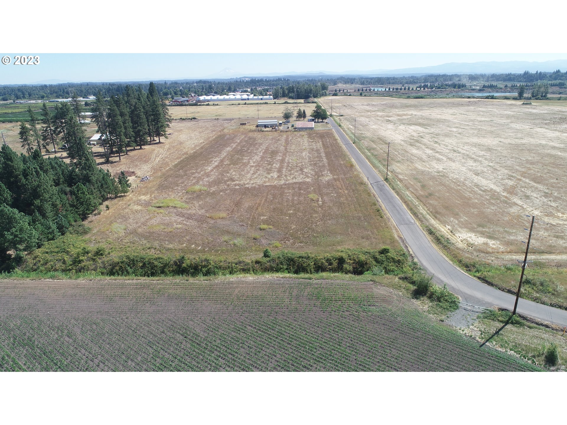 6501 South Anderson Road Aurora, OR 97002 - Photo 5 of 25 Gallery Image 5