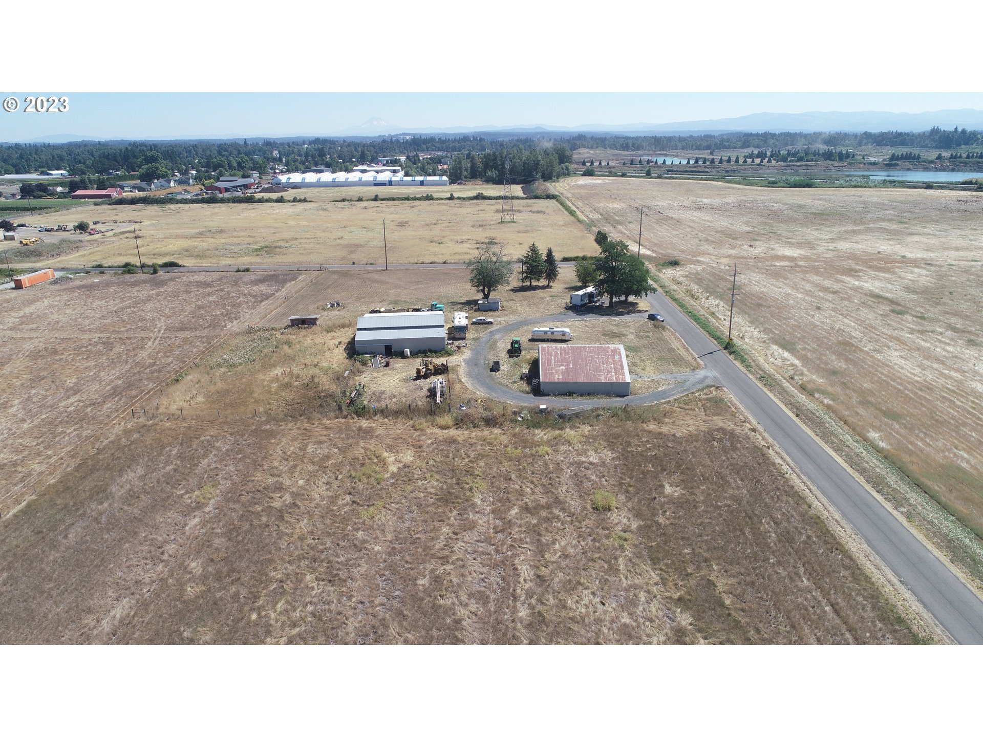 6501 South Anderson Road Aurora, OR 97002 - Photo 8 of 25 Gallery Image 8