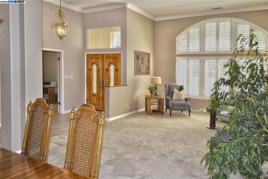 809 Tunbridge Road Danville, CA 94526 - Photo 2 of 30