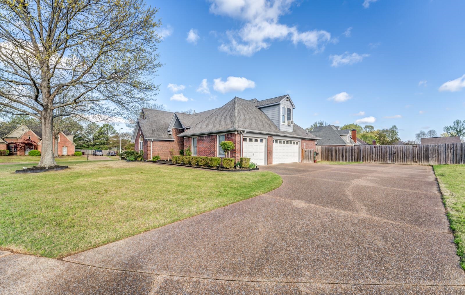 498 Planters Ridge Cove Collierville, TN 38017 - Photo 3 of 40 Gallery Image 3