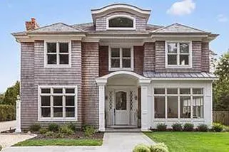 74 Post Lane, Southampton, NY 11968