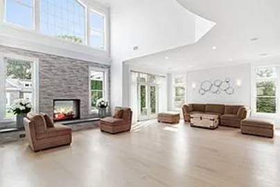 74 Post Lane, Southampton, NY 11968