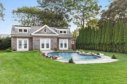 74 Post Lane, Southampton, NY 11968