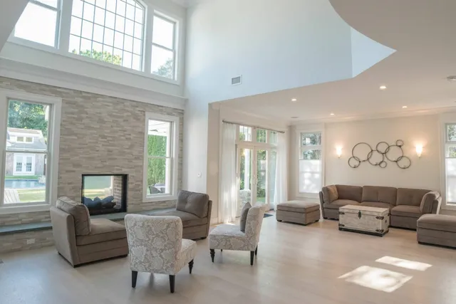 $115,000 | 74 Post Lane, Southampton, NY 11968