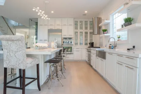 74 Post Lane, Southampton, NY 11968