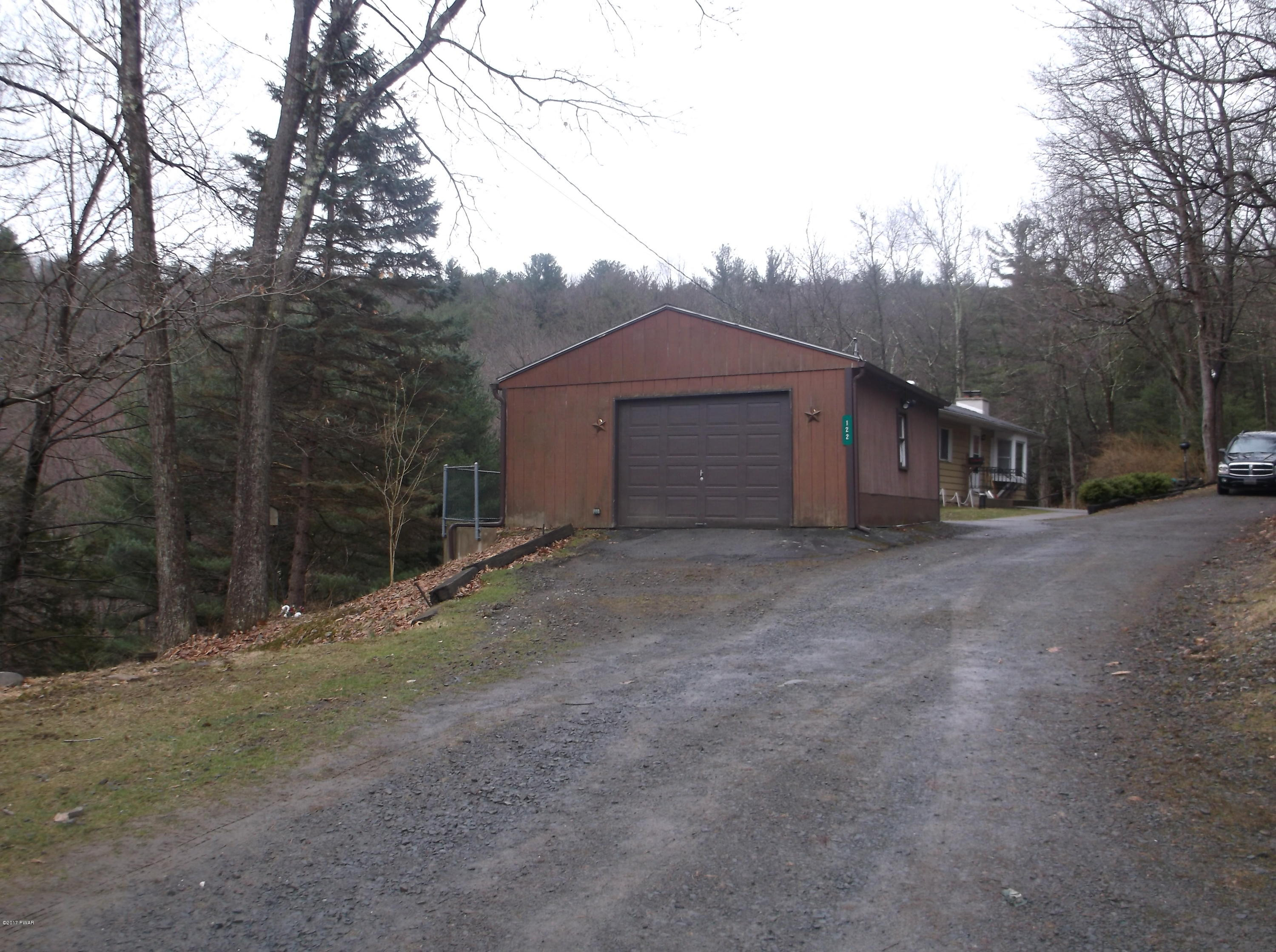 122 Henchel Road Matamoras, PA 18336 - Photo 17 of 20