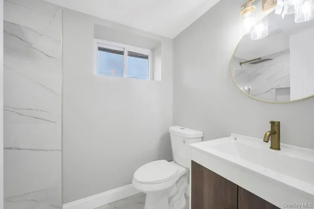 $629,999 | 3004 New London Avenue, Medford, NY 11763