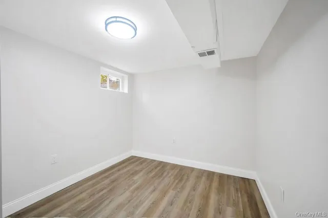 $629,999 | 3004 New London Avenue, Medford, NY 11763