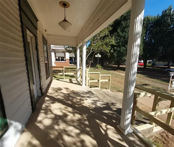 $87,000 | 307 East Lowery Street, Hugo, OK 74743