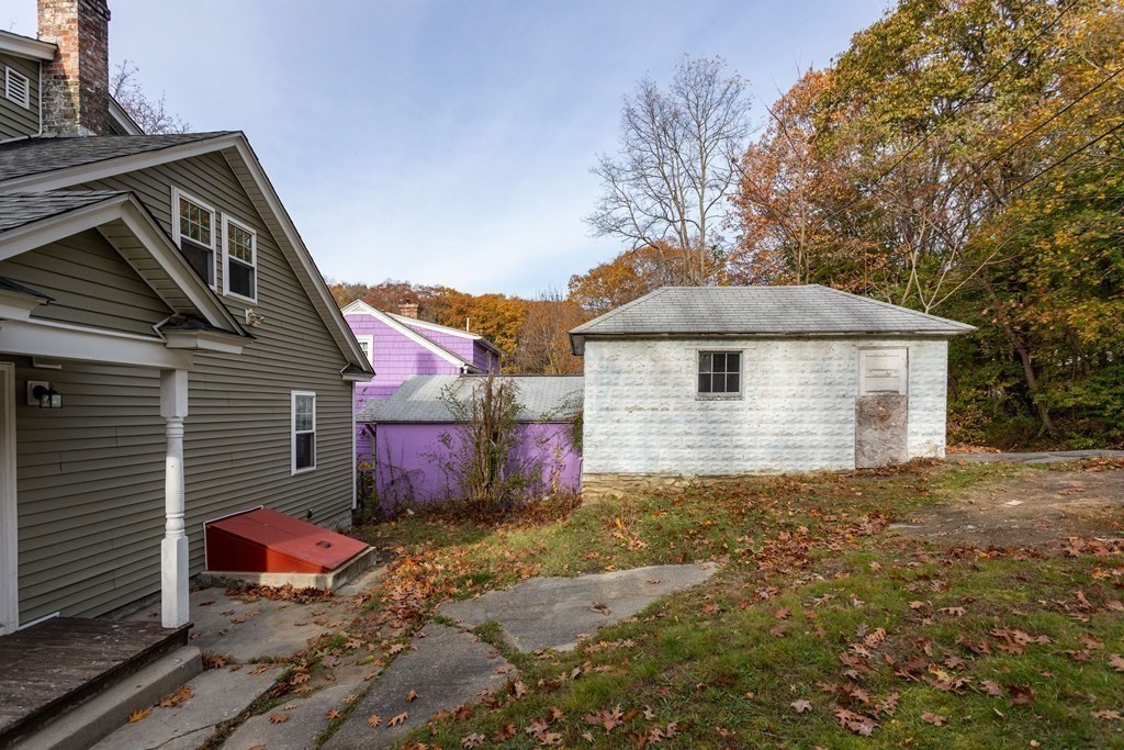 195 Eastern Avenue Worcester, MA 01605 - Photo 23 of 24