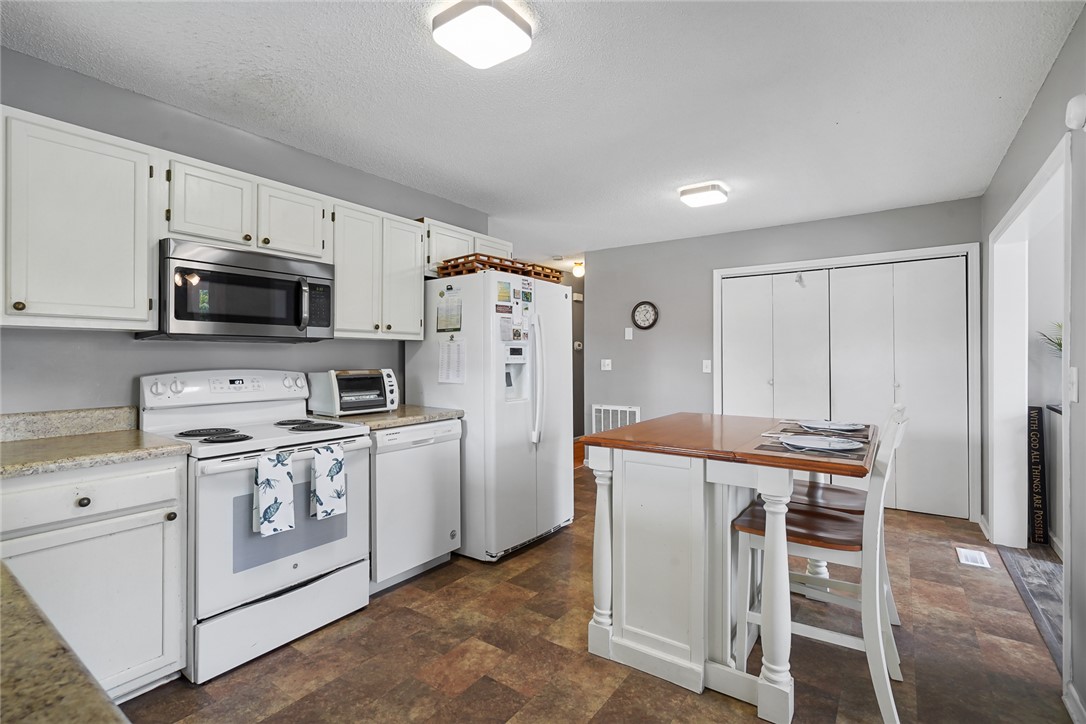 123 Bass Drive Fair Play, SC 29643 - Photo 8 of 26