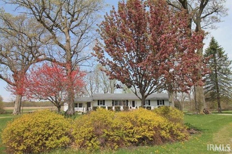 272 North St Road Attica, IN 47918 - Photo 3 of 35