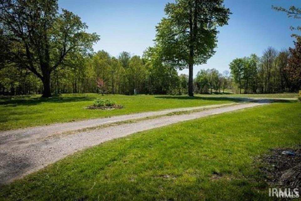 272 North St Road Attica, IN 47918 - Photo 4 of 35