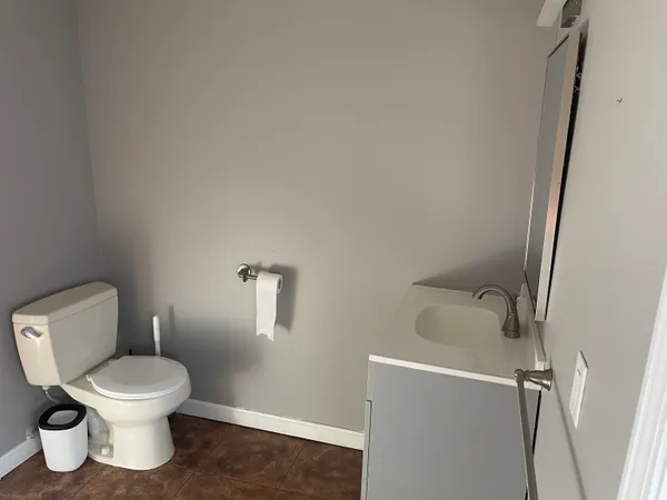 $1,900 | 520 Beech Street, Unit 2L, Manchester, NH 03104