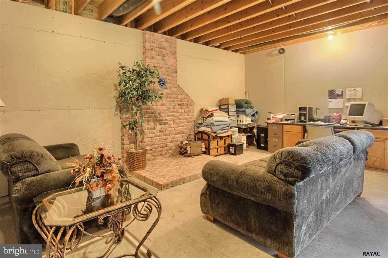 4314 Davidsburg Road Dover, PA 17315 - Photo 19 of 34 Gallery Image 19