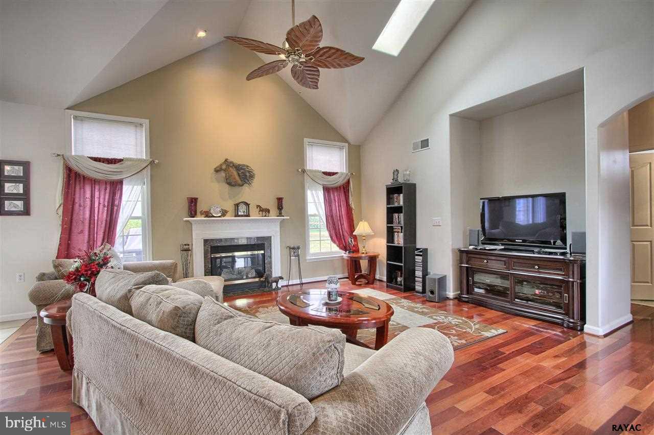 4314 Davidsburg Road Dover, PA 17315 - Photo 10 of 34 Gallery Image 10