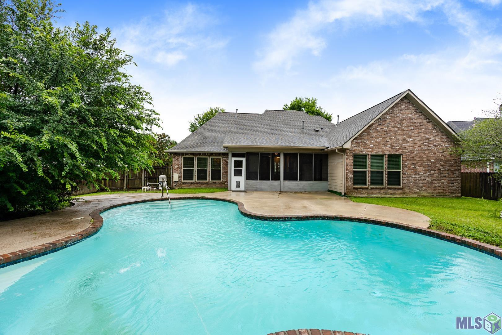 18249 Shadow Creek Avenue Baton Rouge, LA 70816 - Photo 30 of 37