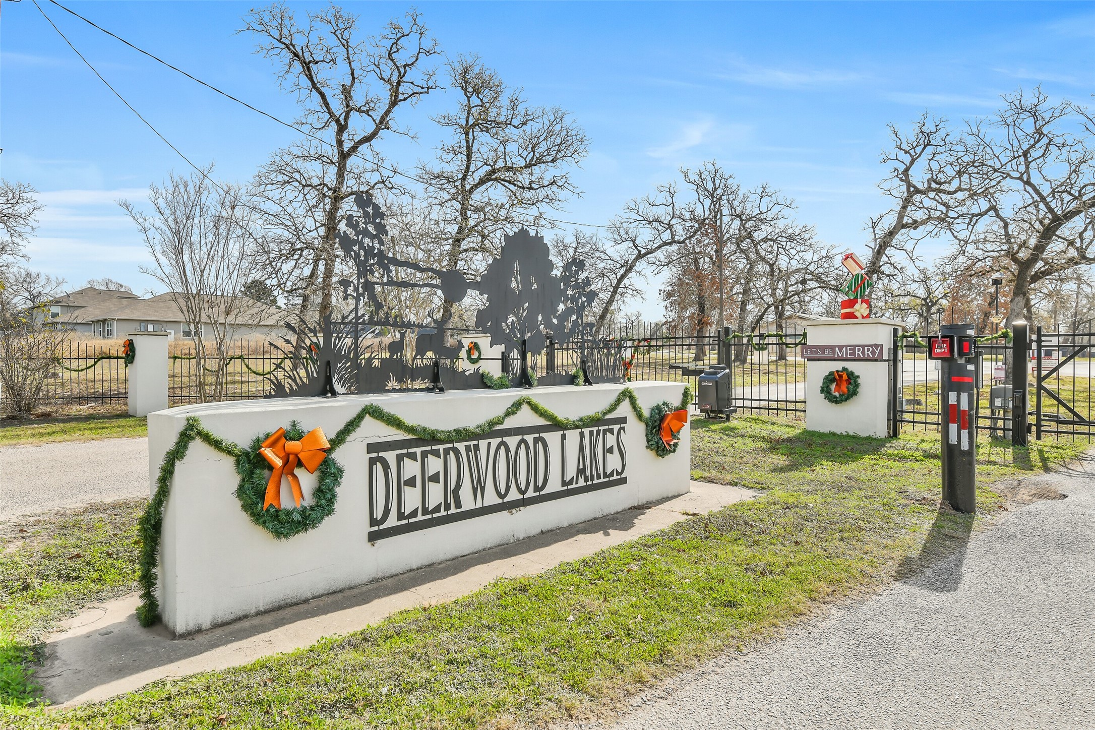 17625 Falcon Lane Hempstead, TX 77445 - Photo 22 of 22 a view of street with a sign board