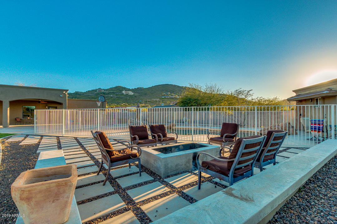 2816 West Joy Ranch Road Phoenix, AZ 85086 - Photo 45 of 51 Fire Pit Area