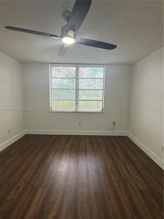 $2,200 | 3490 Foxcroft Road, Unit B114, Miramar, FL 33025