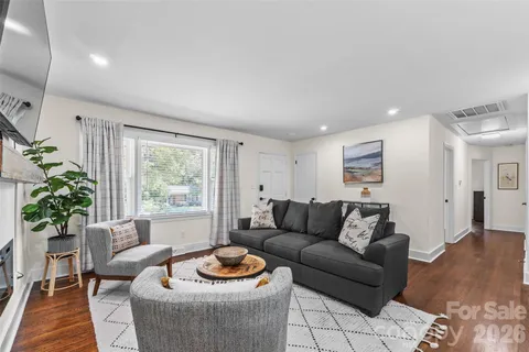 $500,000 | 2014 Sandhurst Drive, Charlotte, NC 28205