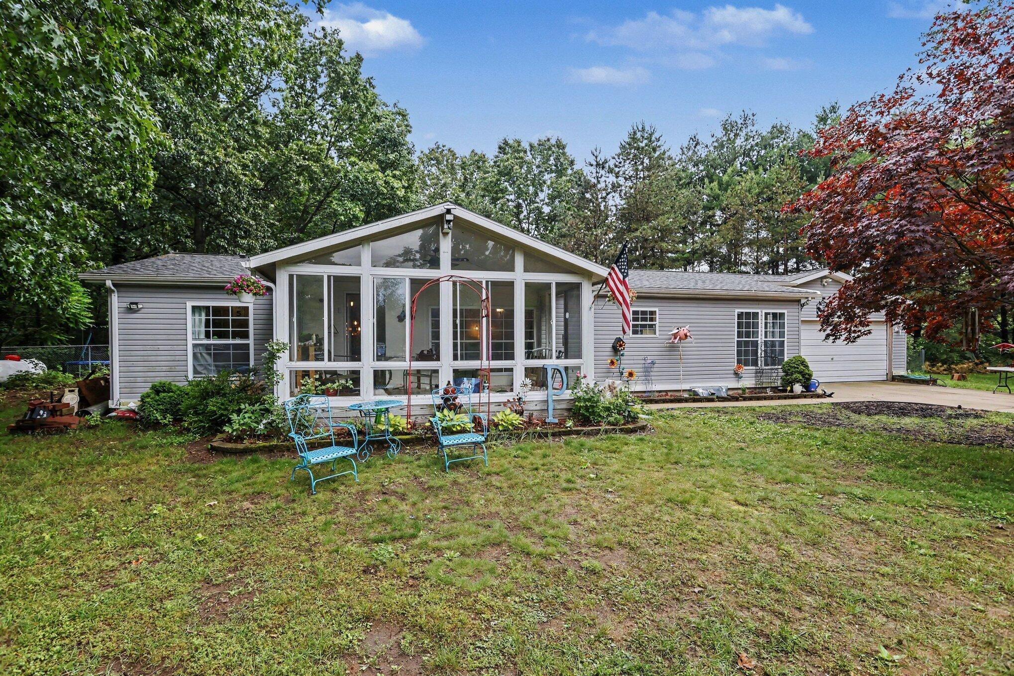 4448 East River Road Buchanan, MI 49107 - Photo 4 of 29
