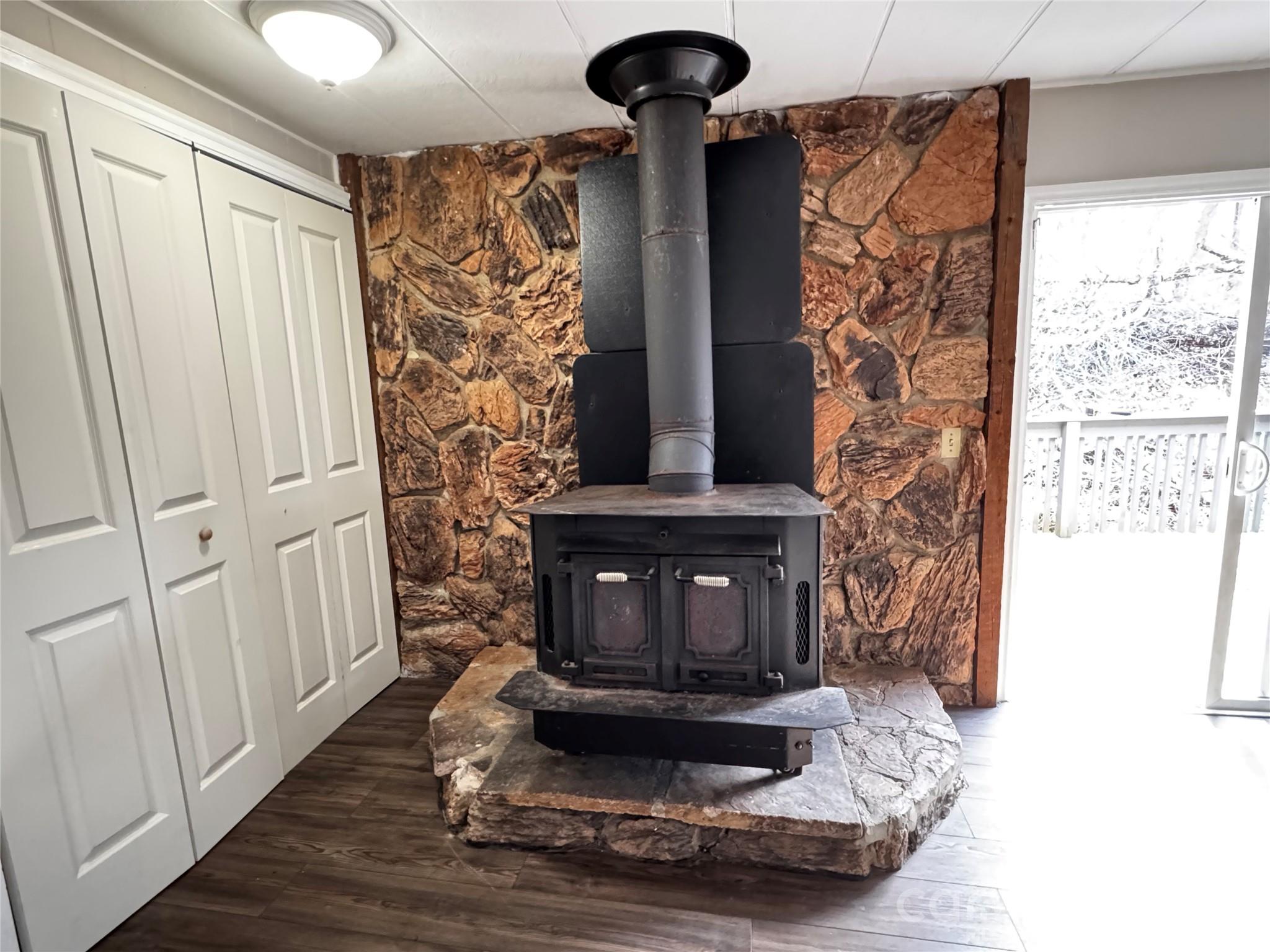 806 Hutch Mountain Road Fletcher, NC 28732 - Photo 17 of 43